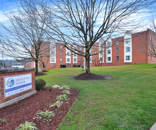 601 McMillan St.
Bridgeville, PA 15017
50 Senior Apartment Homes with Section 8 Rental Assistance
412-257-4844 TTY 711