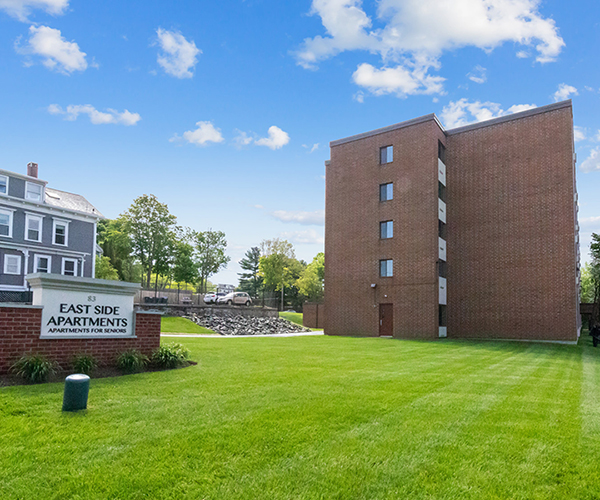 83 Doyle Ave.
Providence, RI 02906
83 Senior Apartment Homes with Section 8 Rental Assistance
401-351-3220 TTY 711