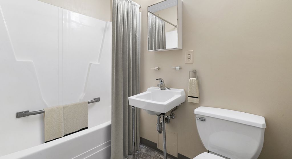 Hackettstown Senior Apartments bathroom