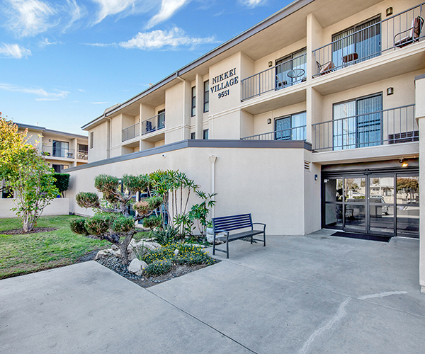 9551 Laurel Canyon Blvd.
Pacoima, CA 91331
100 Senior Apartment Homes with Section 8 Rental Assistance
818-897-7571 TTY 711