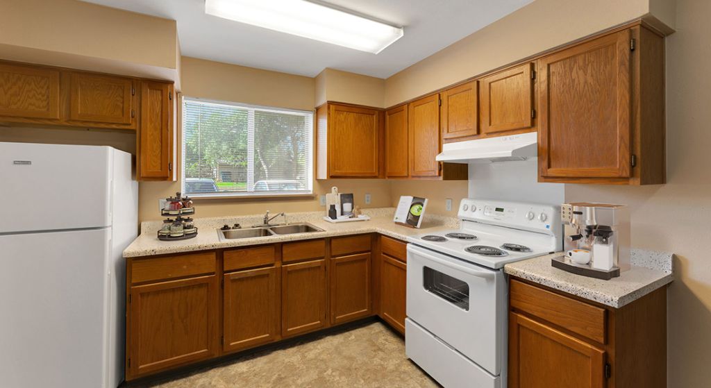 Silvertree Seniors of San Antonio kitchen