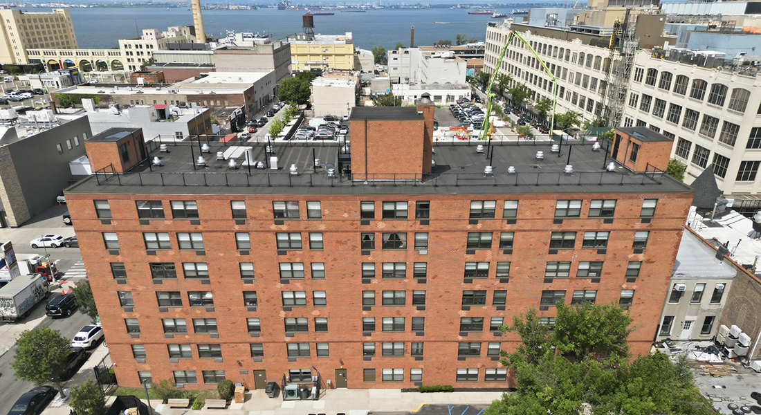 default Harbor Hill Exterior