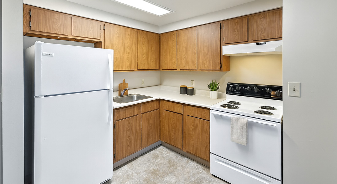 Washington Towers kitchen