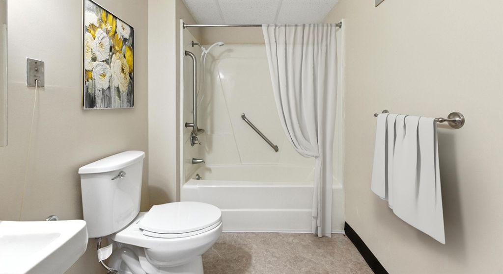 Colona House bathroom