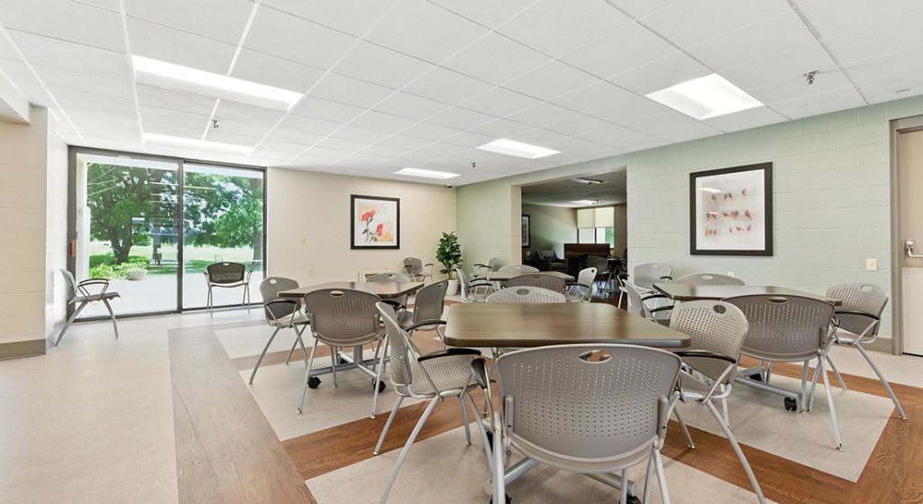 Colona House dining room