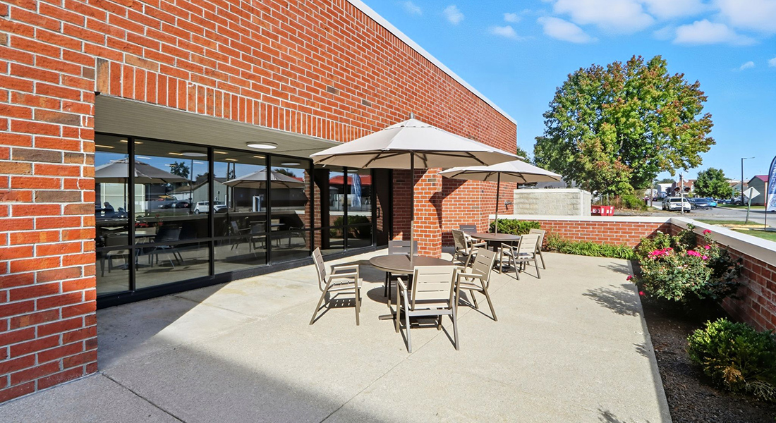 Kenmar exterior