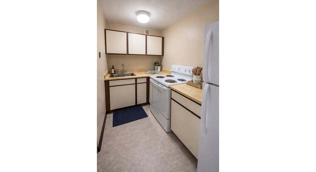 Riverbend Terrace kitchen