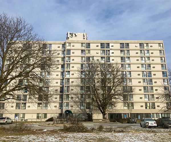 3705 9th Street
Rock Island, IL 61201
140 Senior Apartment Homes with Section 8 Rental Assistance
309-485-5800 TTY 711