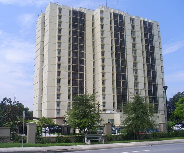 215 E Palm Avenue
Tampa, FL 33602
199 Senior Apartment Homes with Section 8 Rental Assistance
813-223-26861 TTY 711